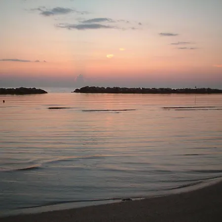 Admiral ホテル ベラーリア・イジェア・マリーナ